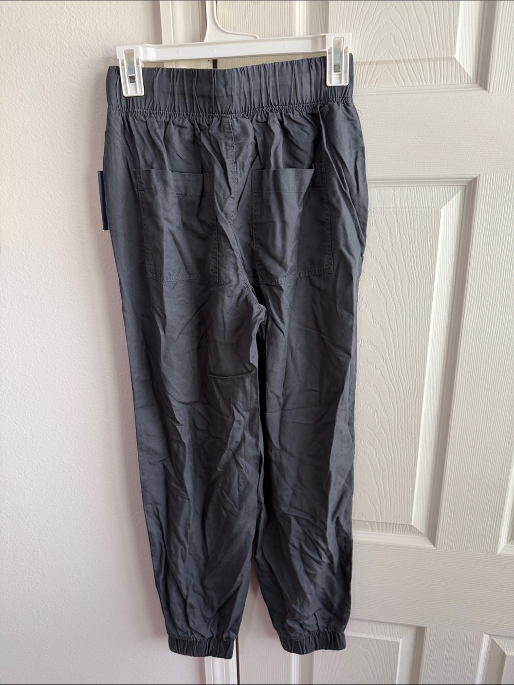 Universal Thread Black Drawstring Jogger Pants - Picture 4 of 4